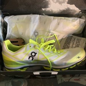 Brand new On Cloudflash Retails $180